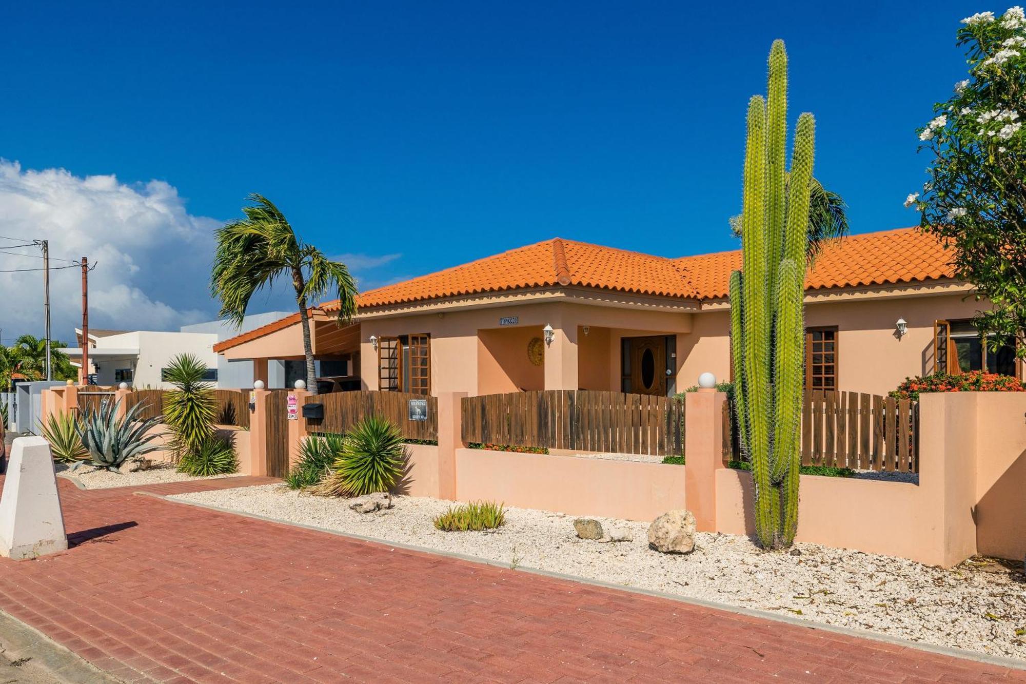 Sunrise Villa Is Gorgeous For Daily Views Of Sunrises And Sunsets Palm Beach Buitenkant foto